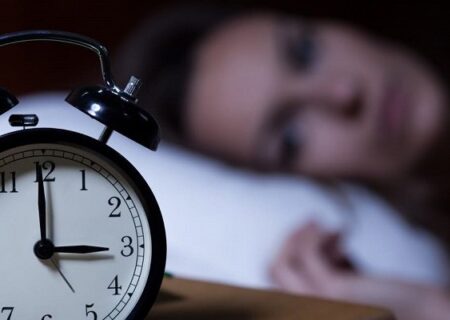 زنان بیشتر از مردان خواب ناآرام دارند