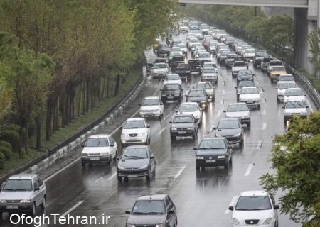ترافیک نوروزی پایتخت با آبگرفتگی بزرگراه آزادگان