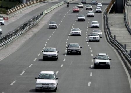 کاهش تردد وسایل نقلیه در محورهای برون شهری
